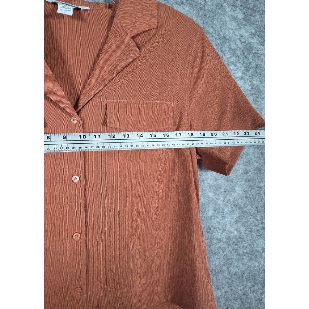 Athleta Echo Women's Top Brown M Button Down Collared Lightweight Pockets Size - Picture 4 of 9